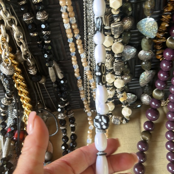 Necklaces-collection - Picture 4 of 4